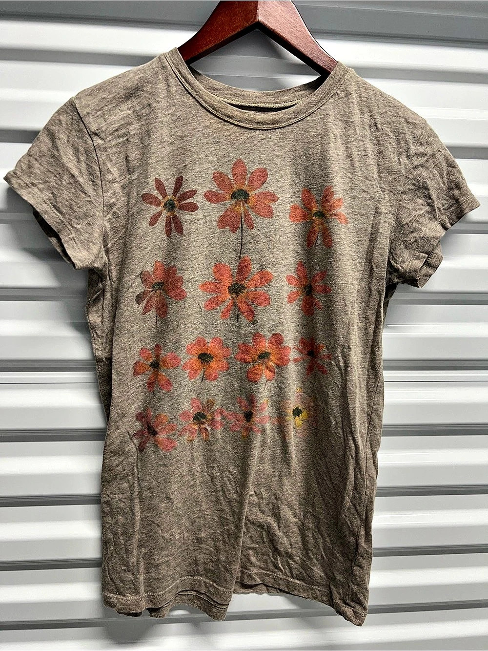 LOL Vintage Floral Short Sleeve Tee Brown Size Medium